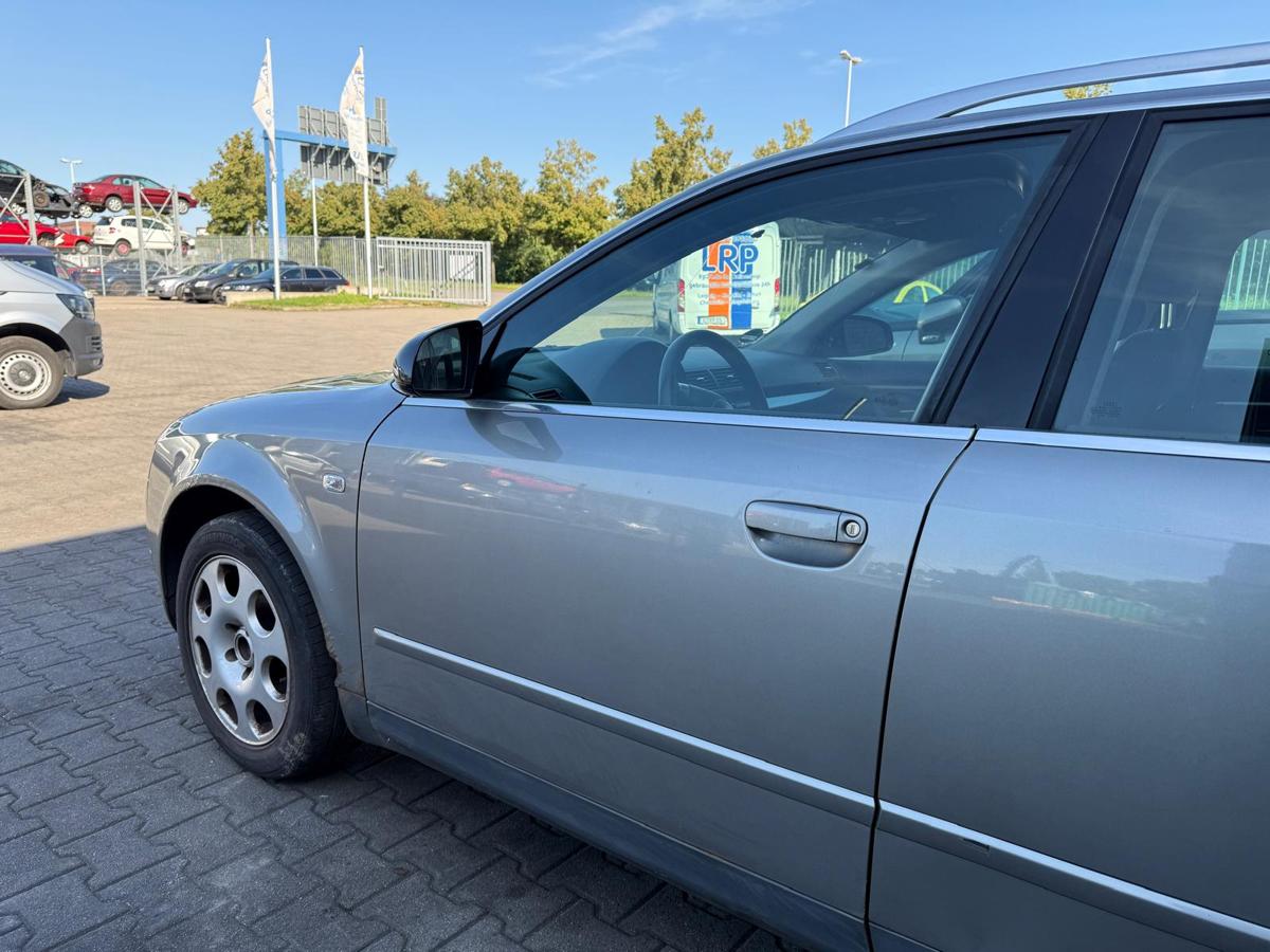 Audi A4 B6 original Tür vorn links LY7Q Atlasgrau Metallic Rohbau BJ03